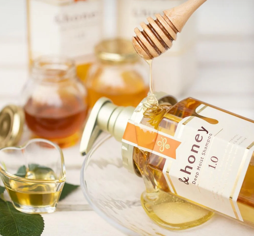 Vicrea and Honey Deep Moist Shampoo 1.0 440ml