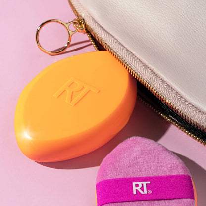 Real Techniques Miracle 2-in-1 Powder Puff + Travel Case