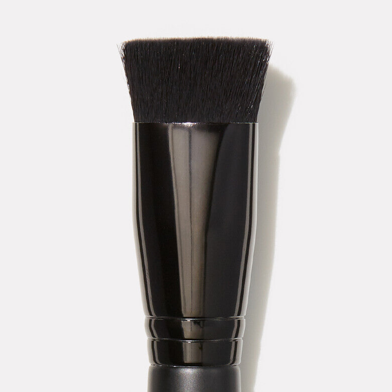 ELF Triangular Buffing Foundation Brush