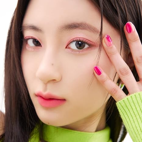 Romand Better Than palette The Secret Garden