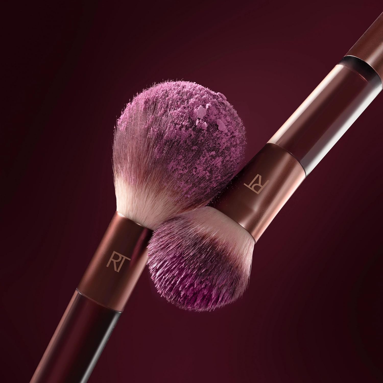 Real Techniques Cherry On Top It’s All Blush Brush