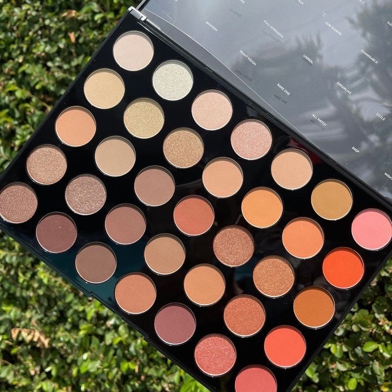 Morphe 350 Supernatural Glow Artistry Eyeshadow Palette